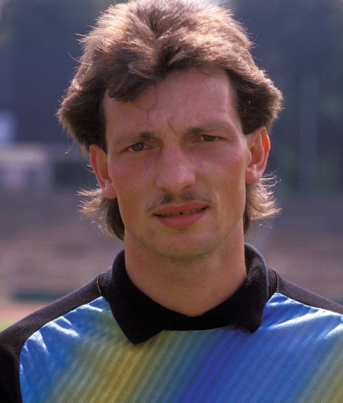 Hans-Jürgen Gundelach mediadbkickerde1987fussballspielerxl91322