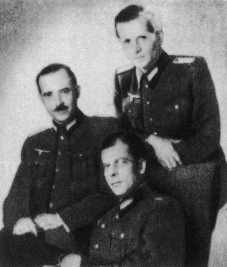 Hans von Dohnányi Hans von Dohnanyi seated and two of his Abwehr colleagues Karl