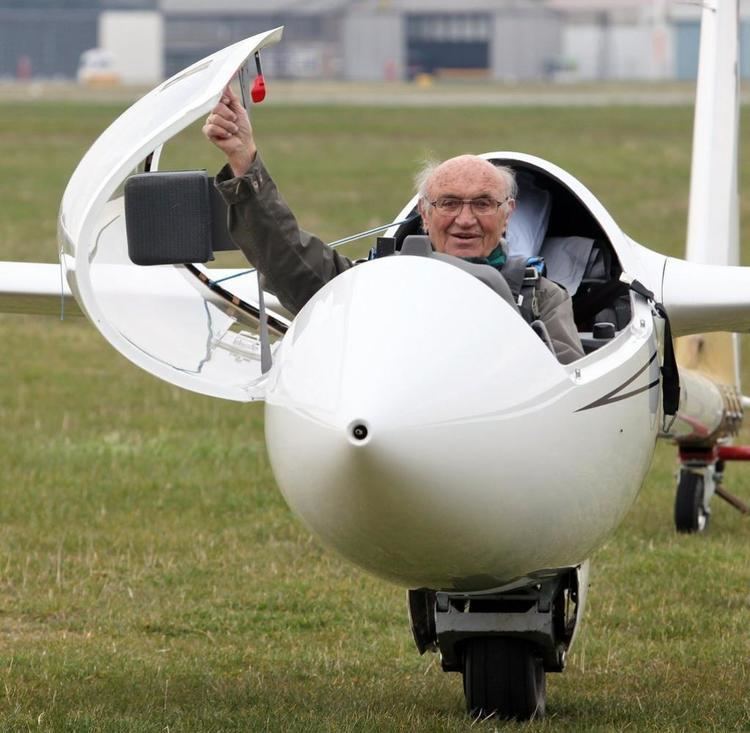 Hans-Werner Grosse Rekord Mit dem Segeflugzeug von Lbeck nach Biarritz WELT