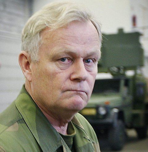 Harald Sunde (general) Avisa Nordland Vil legge ned basen i 2021