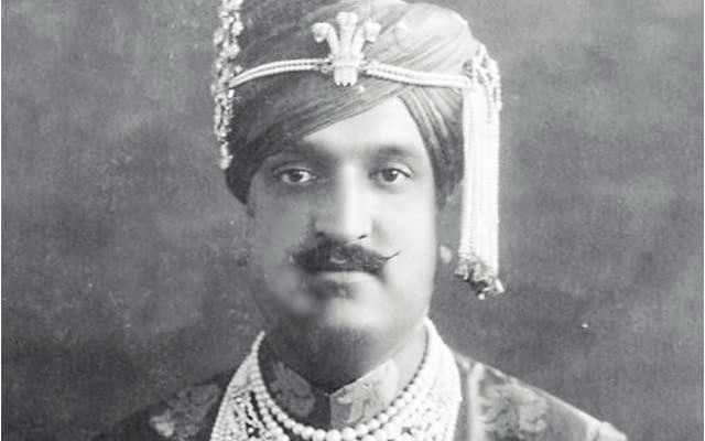 Hari Singh Maharaja Hari Singh and Kashmir Dilemma