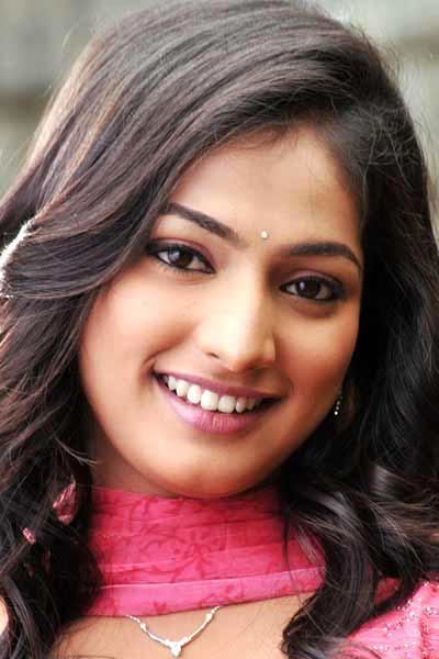 Hariprriya Sandalwood spots Hariprriya second time