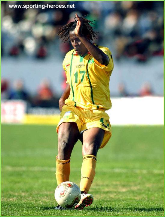 Harlington Shereni Harlington Shereni African Cup of Nations 2004 Zimbabwe