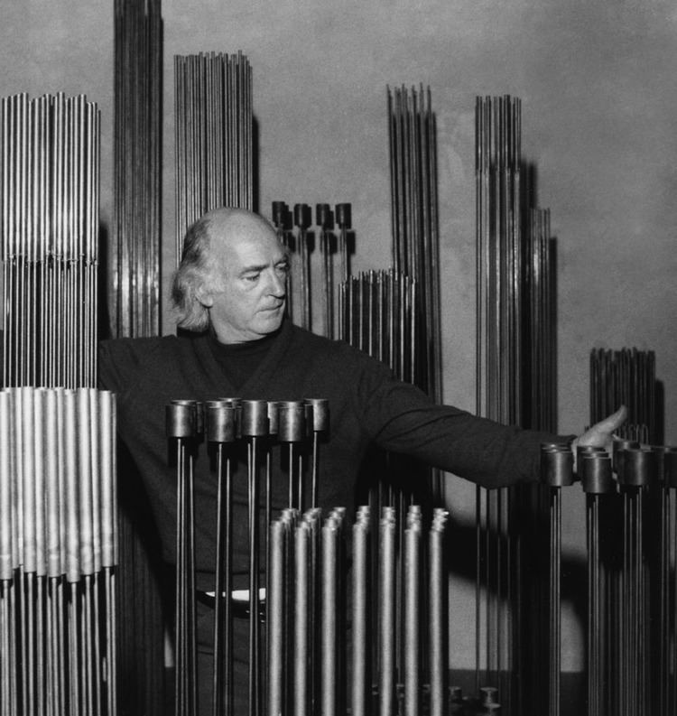 Harry Bertoia Fans of Harry Bertoia Still time to preorder his box set