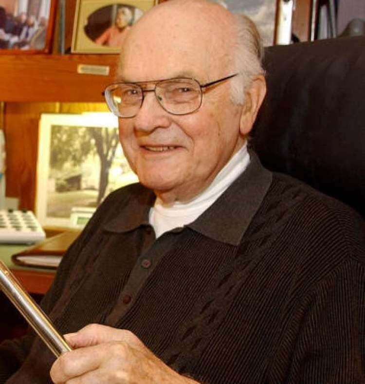 Harry Coover Inventor of Super Glue Harry Coover dies at 94 Houston