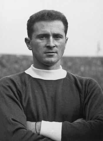 Harry Gregg ~ Complete Wiki & Biography with Photos | Videos