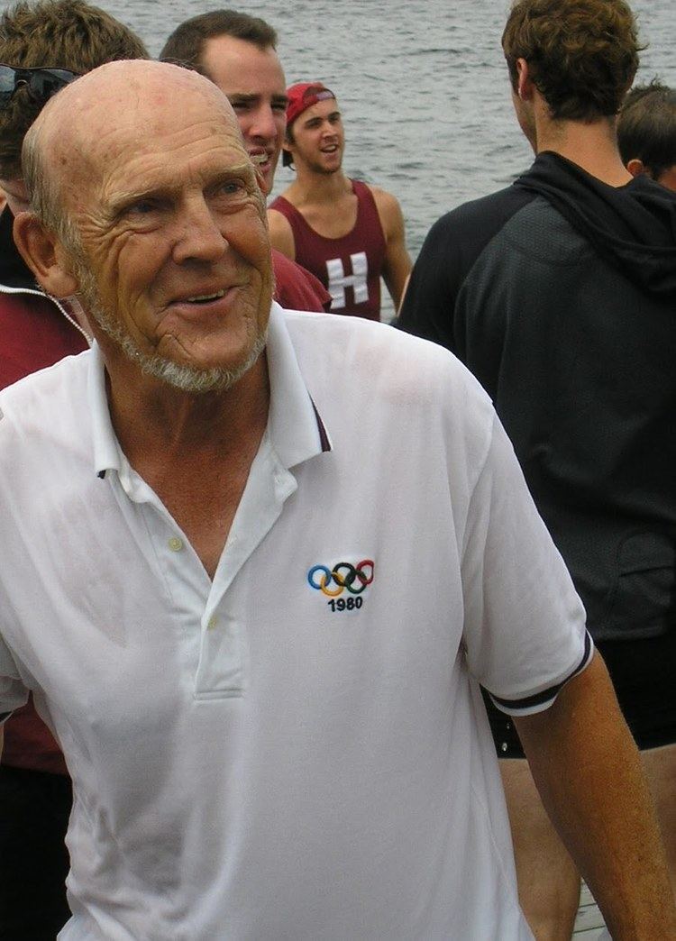 Harry Parker (rower) Harry Parker Awarded 2011 USRowing Medal Hear The Boat Sing