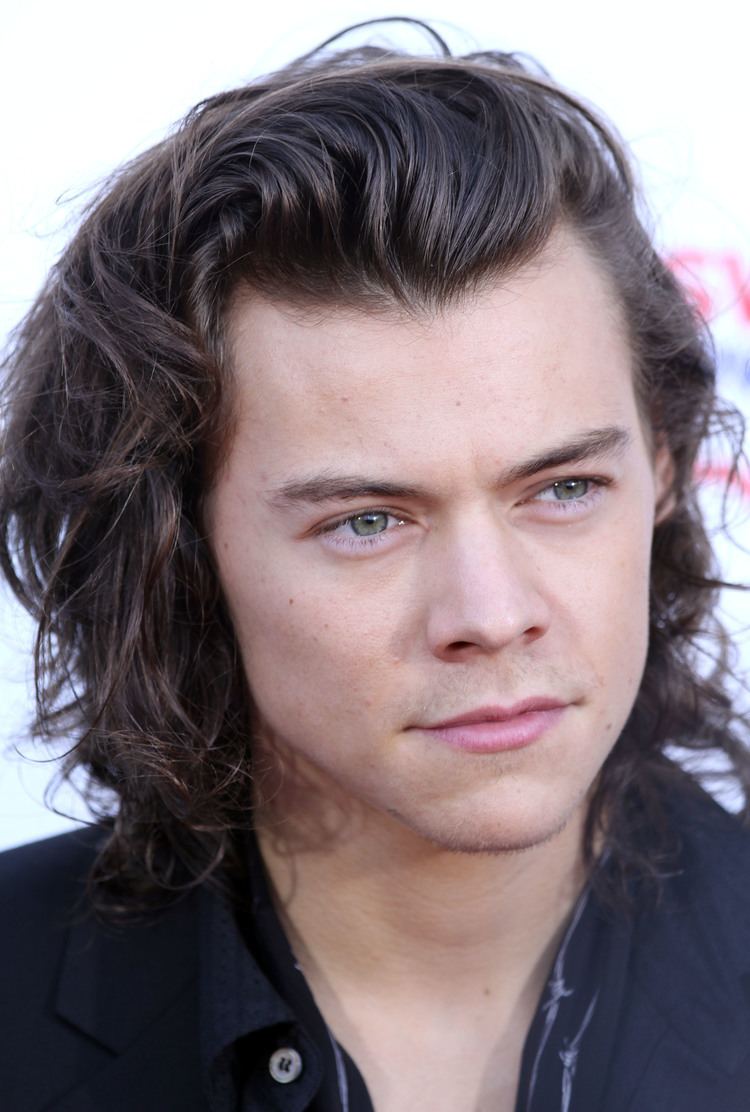 Harry Styles httpsuploadwikimediaorgwikipediacommons99