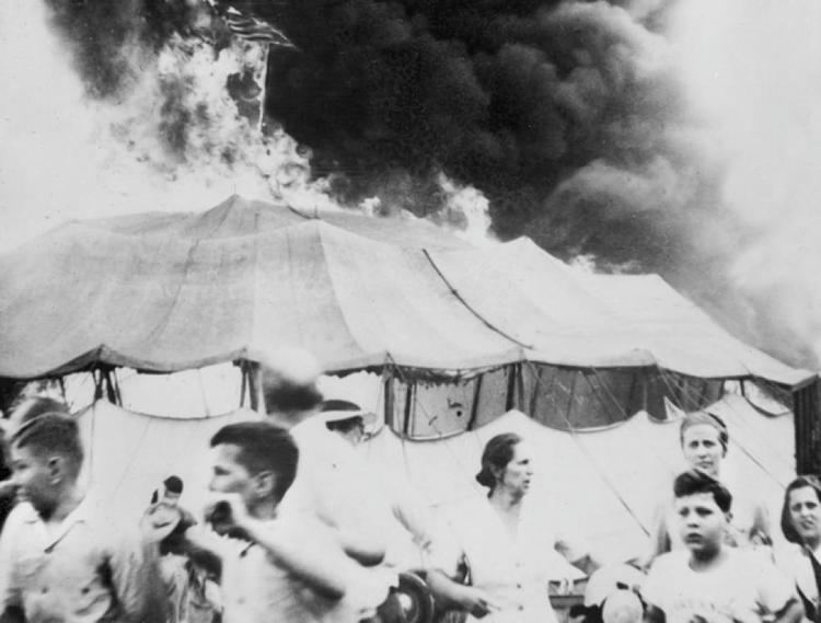 Hartford circus fire 3 rings of death in 1944 Conn circus horror NY Daily News