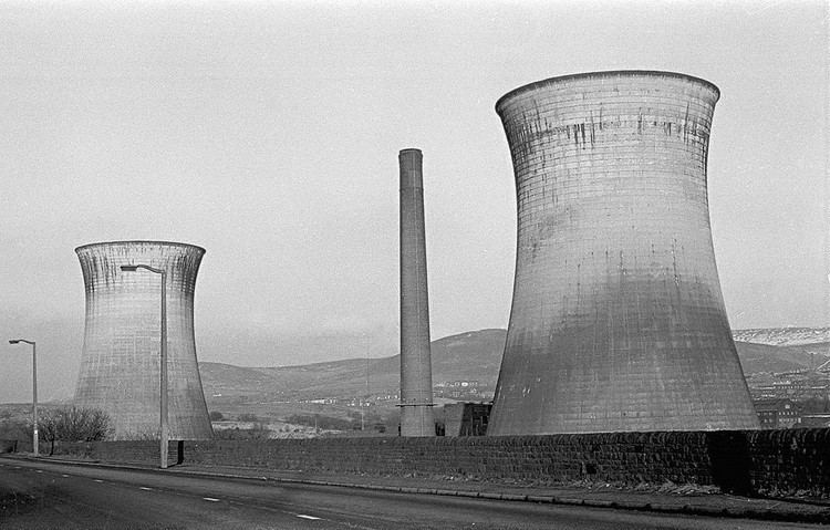Hartshead Power Station 1 Hartshead power station Heyrod 1980 Taken 20 January Flickr