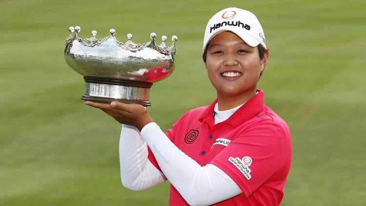 Haru Nomura 2016 ISPS Handa Womens Australian Open In The Winners Cirlce with