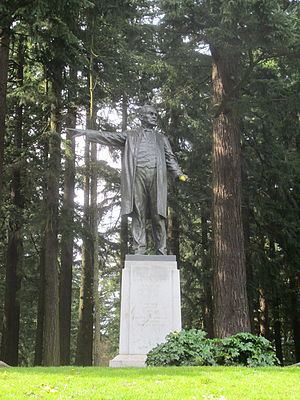 Harvey W. Scott (sculpture) httpsuploadwikimediaorgwikipediacommonsthu
