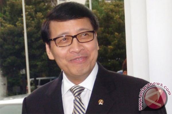 Hassan Wirajuda Indonesias success in resolving internal conflicts