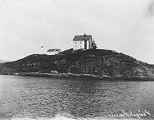 Haugsholmen Lighthouse httpsuploadwikimediaorgwikipediacommonsthu