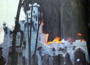 Haunted Castle (Six Flags Great Adventure) 4 Famous Fires and the Lessons They Taught Us Mental Floss
