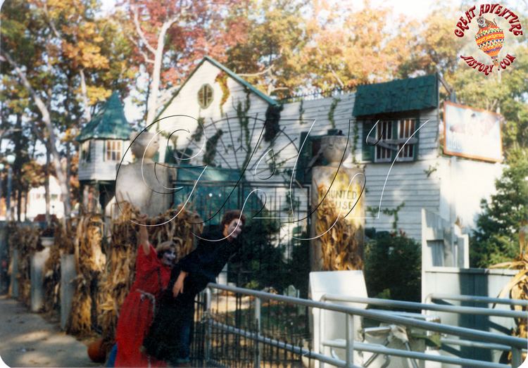 Haunted Castle (Six Flags Great Adventure) Original Haunted House at Six Flags Great Adventure