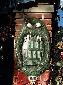 Haunted Mansion Holiday httpsuploadwikimediaorgwikipediacommonsthu