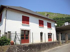 Haux, Pyrénées-Atlantiques httpsuploadwikimediaorgwikipediacommonsthu
