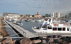 Havre-Saint-Pierre httpsuploadwikimediaorgwikipediacommonsthu