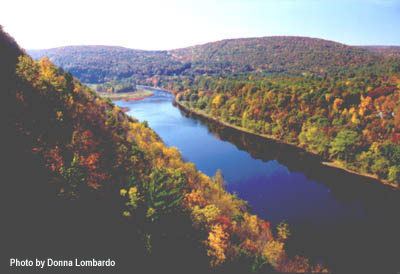 Hawk's Nest, New York The Hawks Nest and Port Jervis related photographsPortJervisNYcom