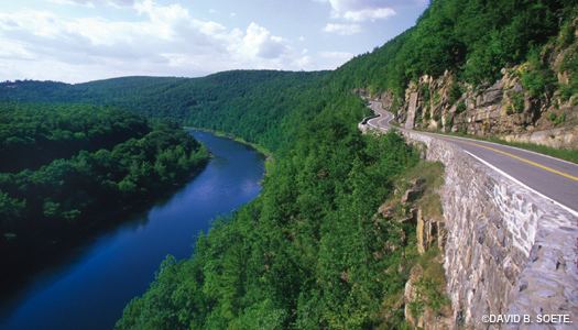 Hawk's Nest, New York Hawk39s Nest overlook on New York State Route 97 Upper Delaware