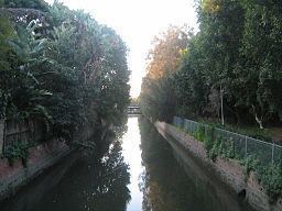 Hawthorne Canal httpsuploadwikimediaorgwikipediacommonsthu