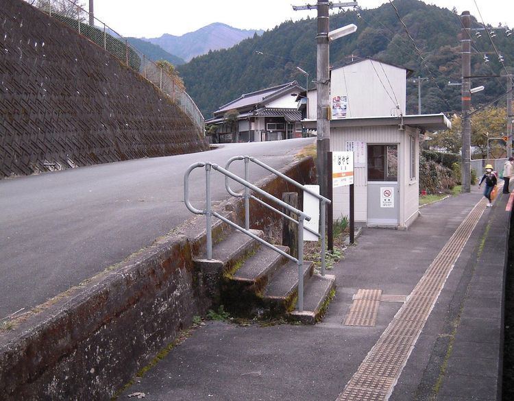 Hayase Station