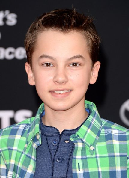 Hayden Byerly Hayden Byerly Photos 39Muppets Most Wanted39 Premieres in