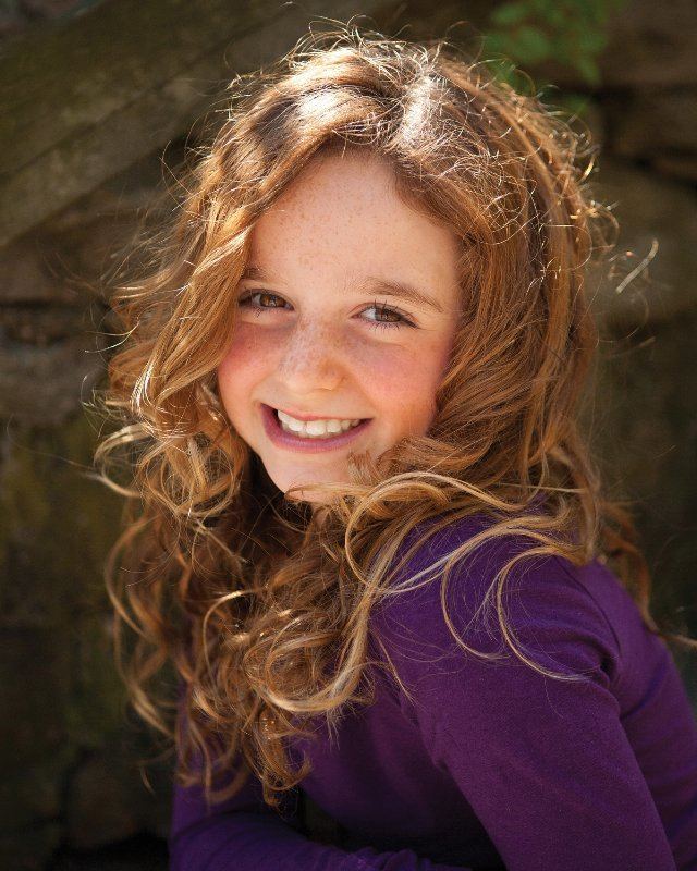 Hayley Faith Negrin NEW TALENT PBS Series quotPEG amp CATquot Stars 10 Year Old