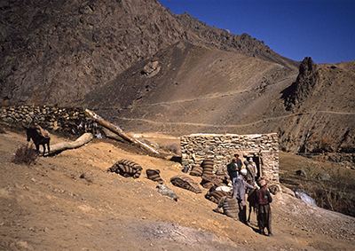 Hazarajat Photographs by Peter Wiles Afghan traders in Hazarajat Afghanistan