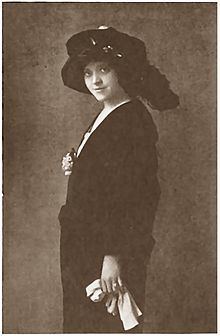 Hazel Buckham httpsuploadwikimediaorgwikipediacommonsthu