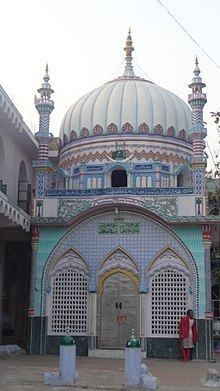 Hazrat Makhdoom Shah Muhammad Munim Pak httpsuploadwikimediaorgwikipediacommonsthu