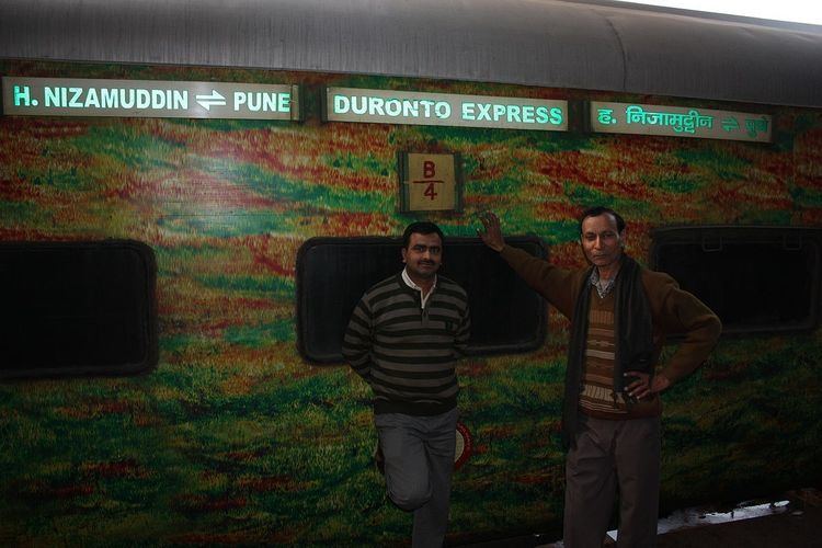 Hazrat Nizamuddin Pune Duronto Express