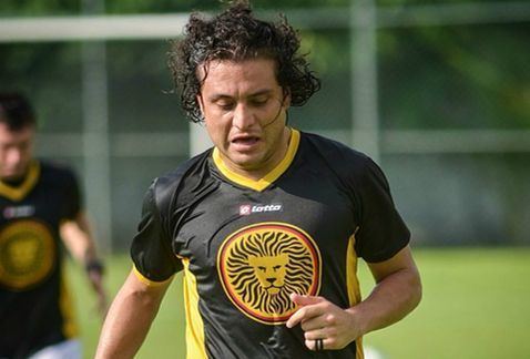 Héctor Reynoso Hctor Reynoso fuera de Leones Negros Grupo Milenio