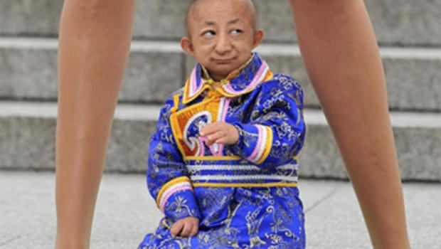 He Pingping He Pingping World39s Shortest Man Dies CBS News