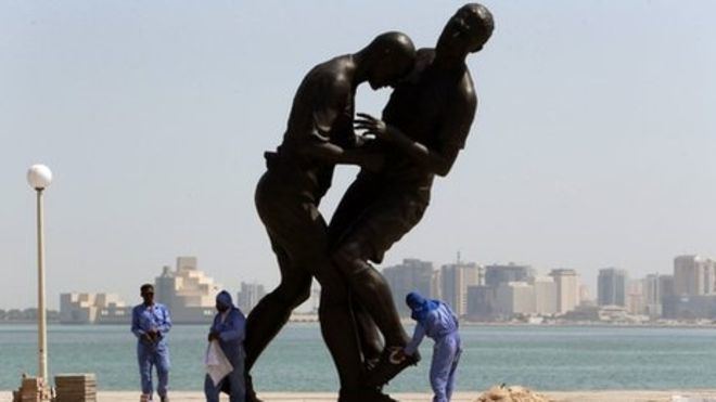 Headbutt (sculpture) Qatar removes Zidane headbutt statue from Corniche BBC News