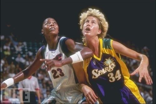 Annie Mcelwain And Poppi Monroe In Wnba