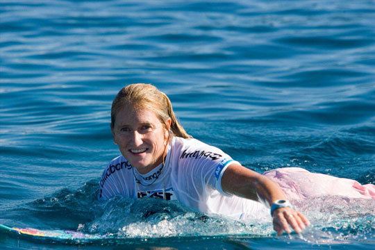 Heather Clark (surfer) surfersvillagecom Saffa Heather Clark launching series of surf