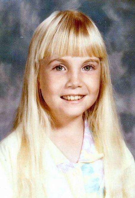 Heather O'Rourke 1000 ideas about Heather O39rourke on Pinterest Famous graves