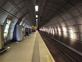 Heathrow Central railway station httpsuploadwikimediaorgwikipediacommonsthu