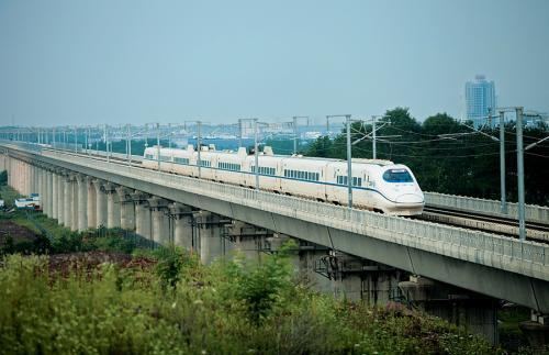 Hefei–Fuzhou High-Speed Railway First Test Run on HefeiFuzhou HighSpeed Railenglish