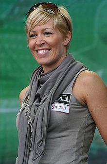 Heidi Neururer httpsuploadwikimediaorgwikipediacommonsthu