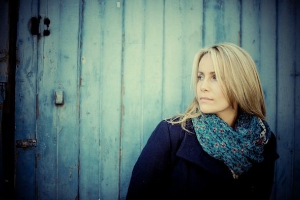 Heidi Talbot New single from acclaimed Irish folk singer Heidi Talbot