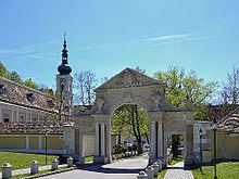 Heiligenkreuz, Lower Austria httpsuploadwikimediaorgwikipediacommonsthu