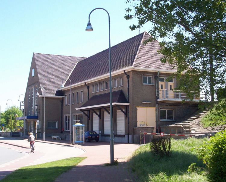 Heist railway station