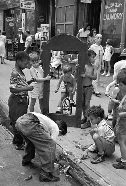 Helen Levitt levittartist1jpg