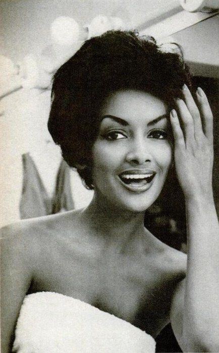 Helen Williams (American fashion model) Helen Williams the first black female model to break into