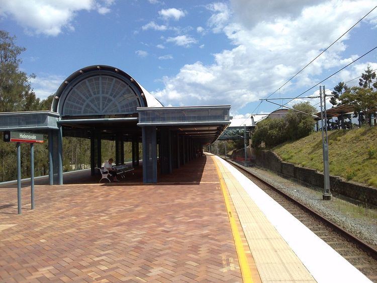 Helensvale railway station