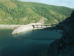Hell Hole Reservoir httpsuploadwikimediaorgwikipediacommonsthu