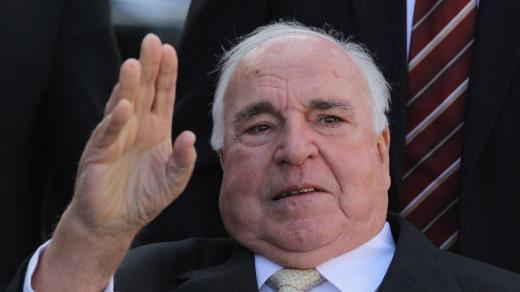 Helmut Kohl Nuclear Moratorium 39Overly Hasty39 Helmut Kohl Weighs in